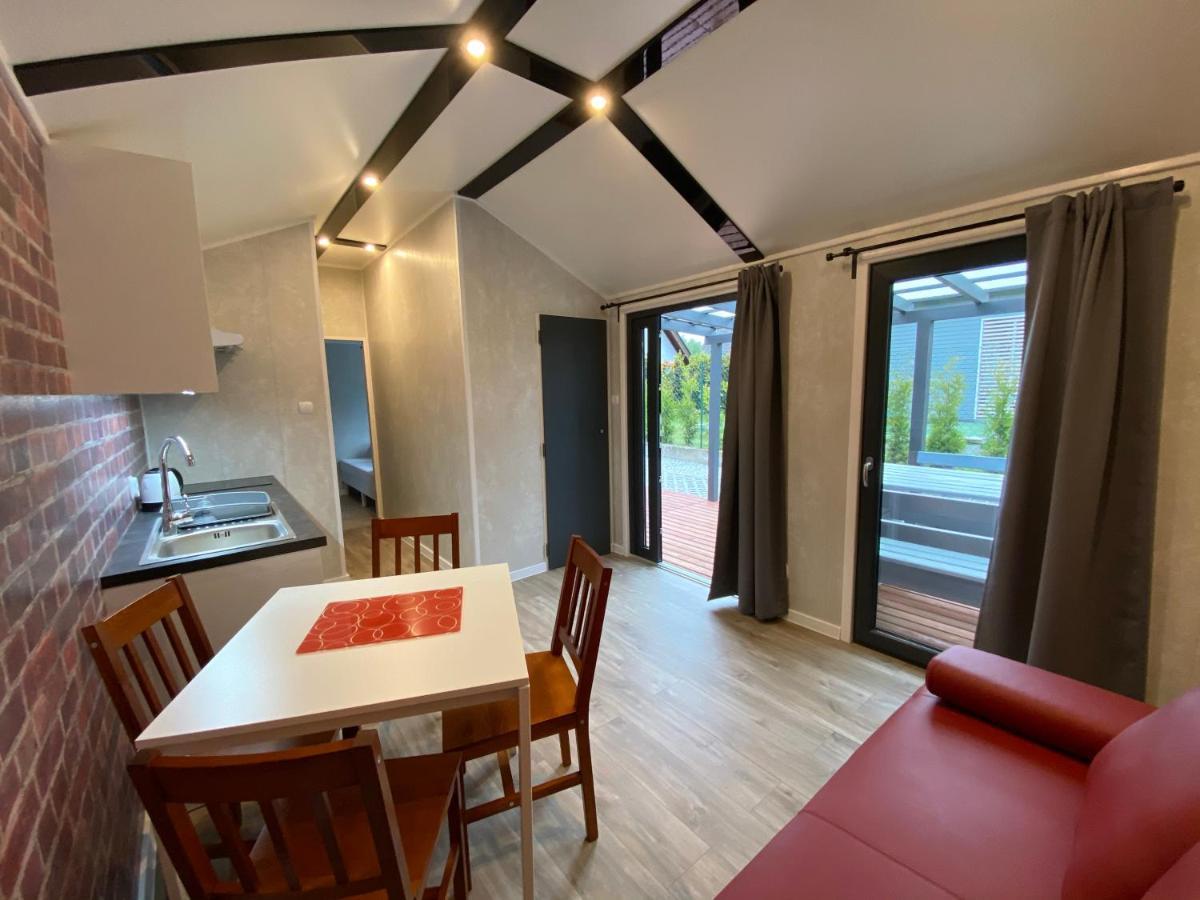 Domy Nad Morzem - Chata Pirata- Tiny House Дзивнув Экстерьер фото